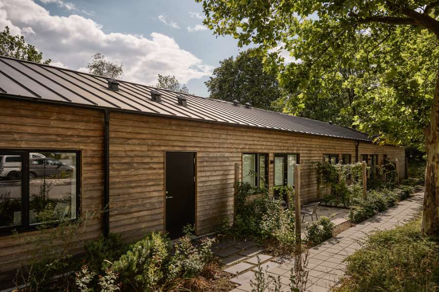 Residential facility with a special focus on sustainability featuring steel profile roofs, Kirke Værløsevej 52, 3500 Værløse, Denmark